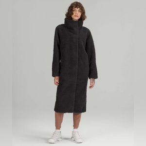 lululemon lab Textured Fleece Coat, size 10